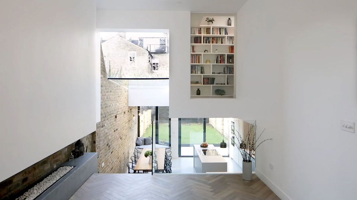 The Scenario House