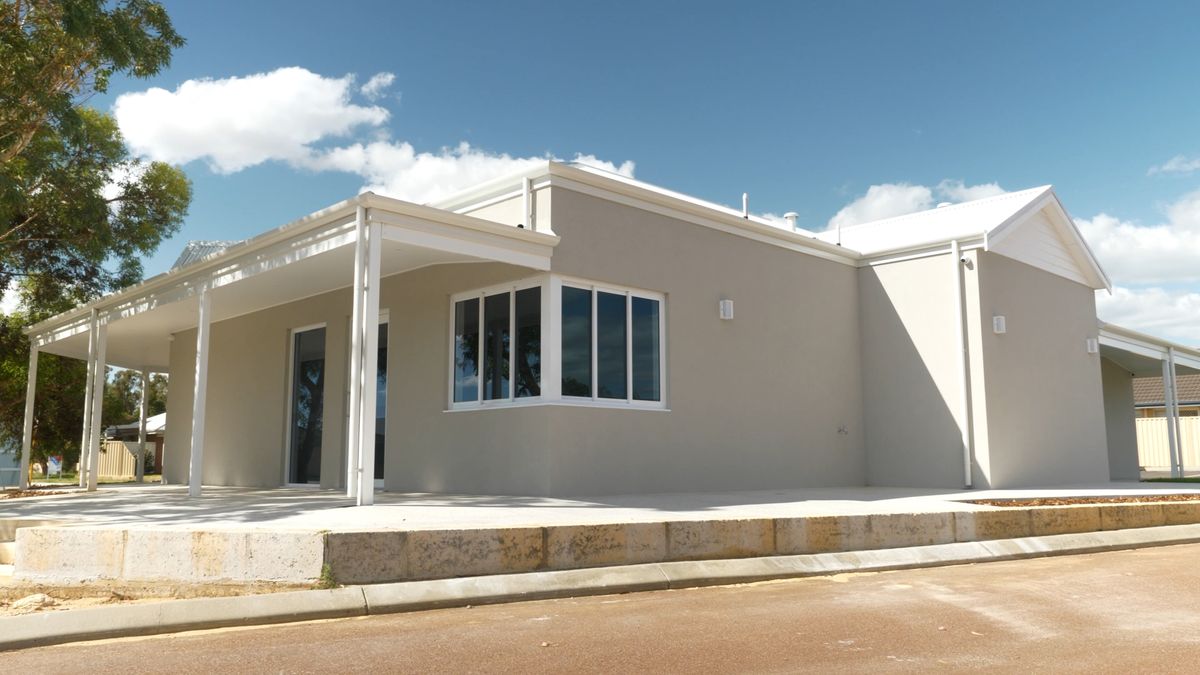 Byford Commercial Build