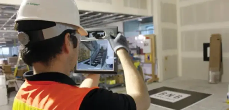 Augmented Reality Implemented in Construction